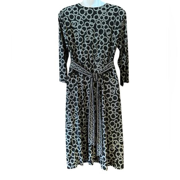 Two Hearts Womens Medium Maternity Black and White Patterned Dress - Picture 2 of 7